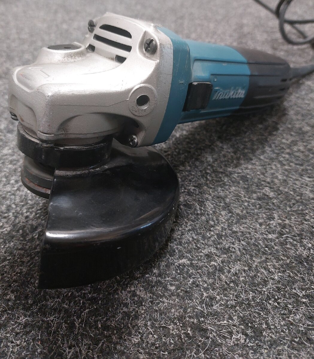 Úhlová bruska Makita GA5030R