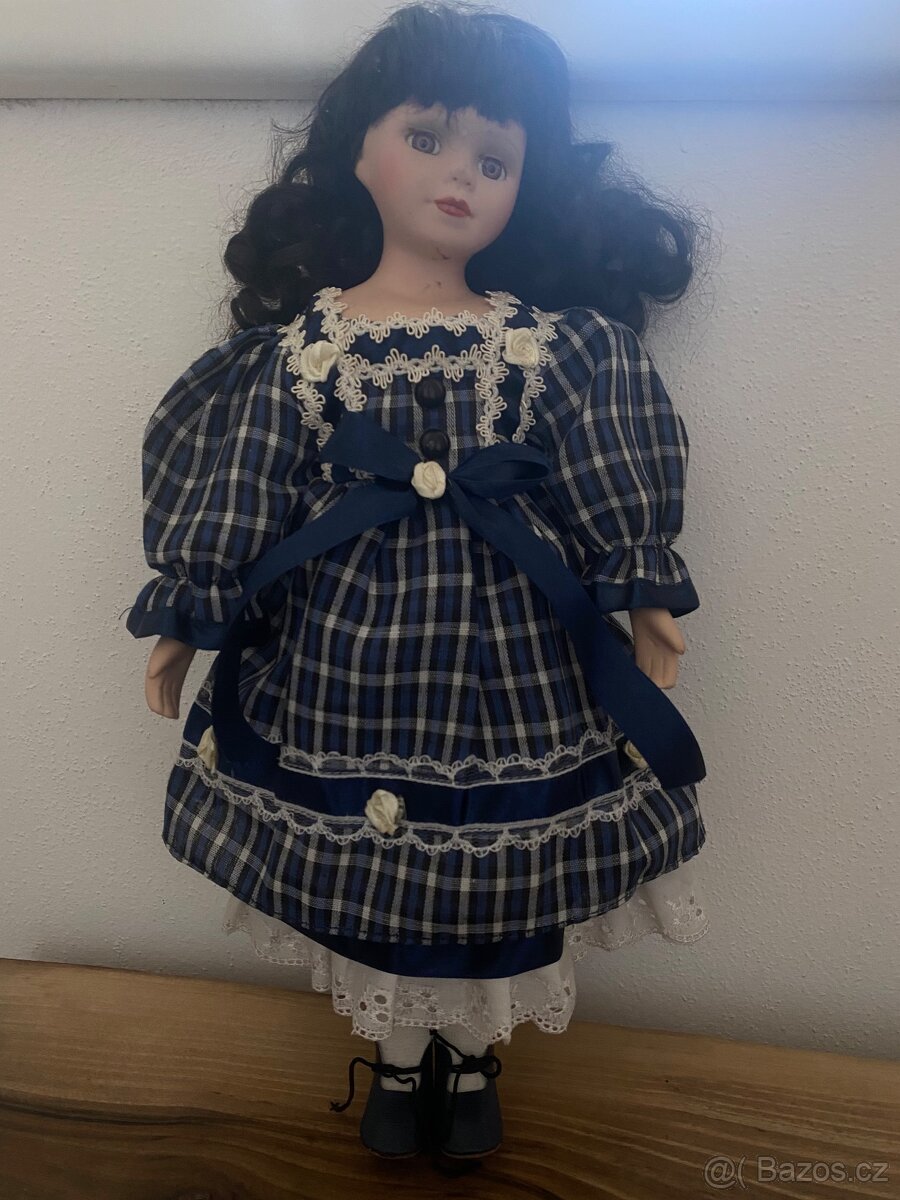 Panenka Kristýnka s porcelánovou hlavou