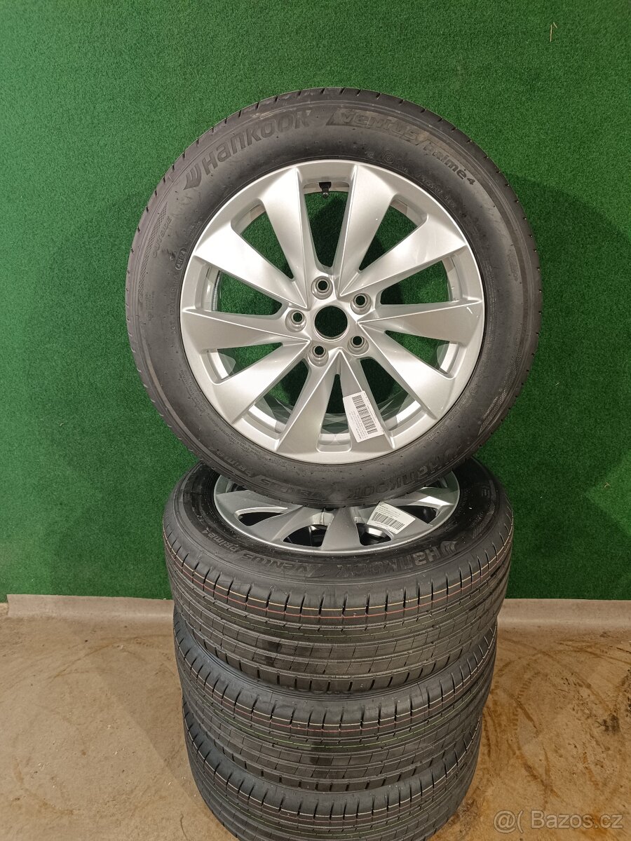 NOVE letni alu 5x112 215/55/17 Superb