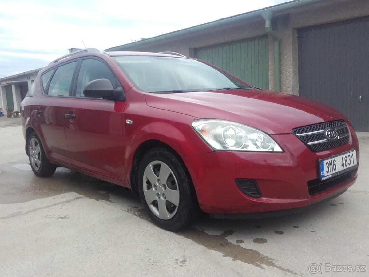Prodám Kia Ceed 1,6 i, rok 2007
