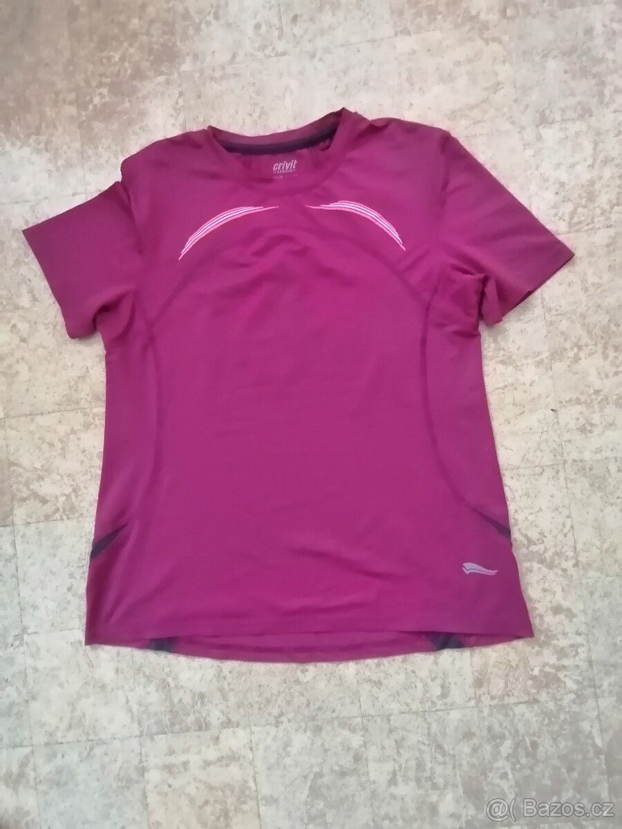 Dámské sportovní tričko vel. M