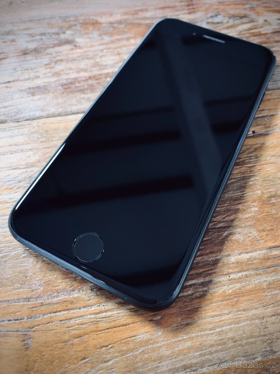 iPhone 7 128GB černý - ZÁRUKA - CZ distr. - VŠE PLNĚ FUNKČNÍ