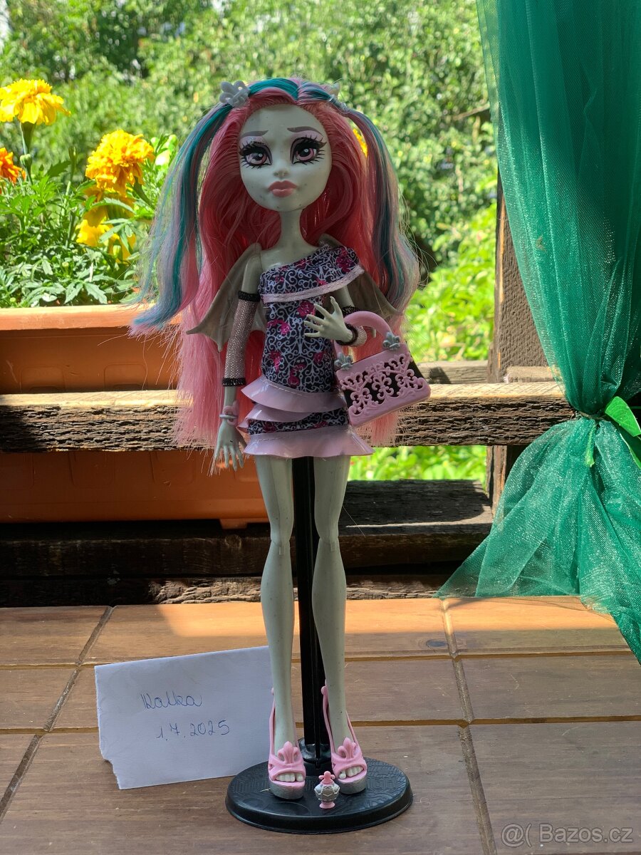 Monster High Rochelle Ghouls Night Out