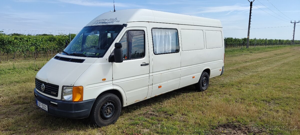 Volkswagen LT 35 2.5 TDI (66 kW), 6 míst
