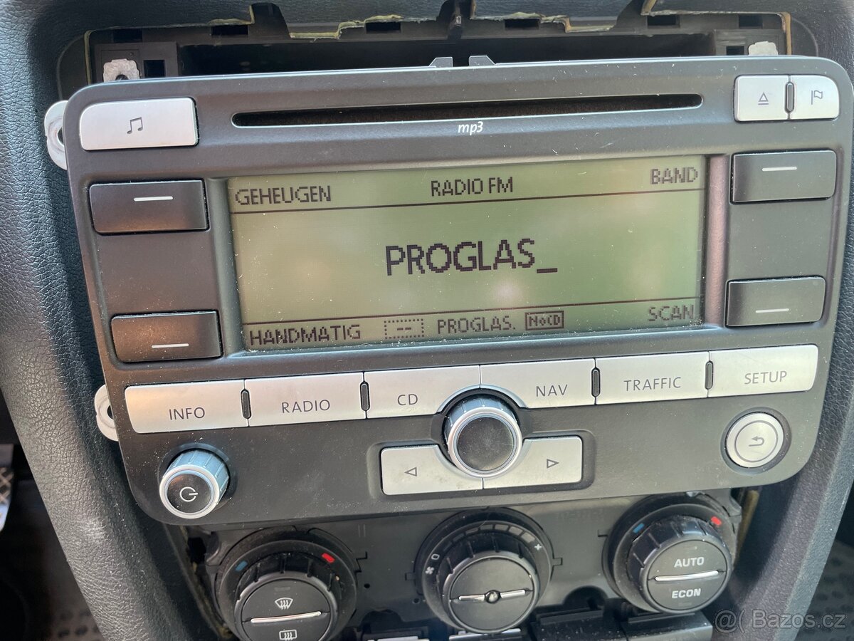 Radio vw passat b6 s navigací