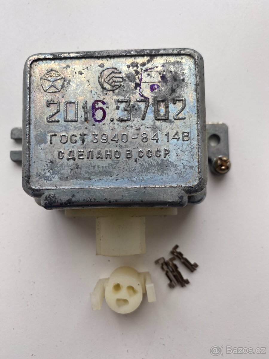 Regulátor napětí Volha gaz 24