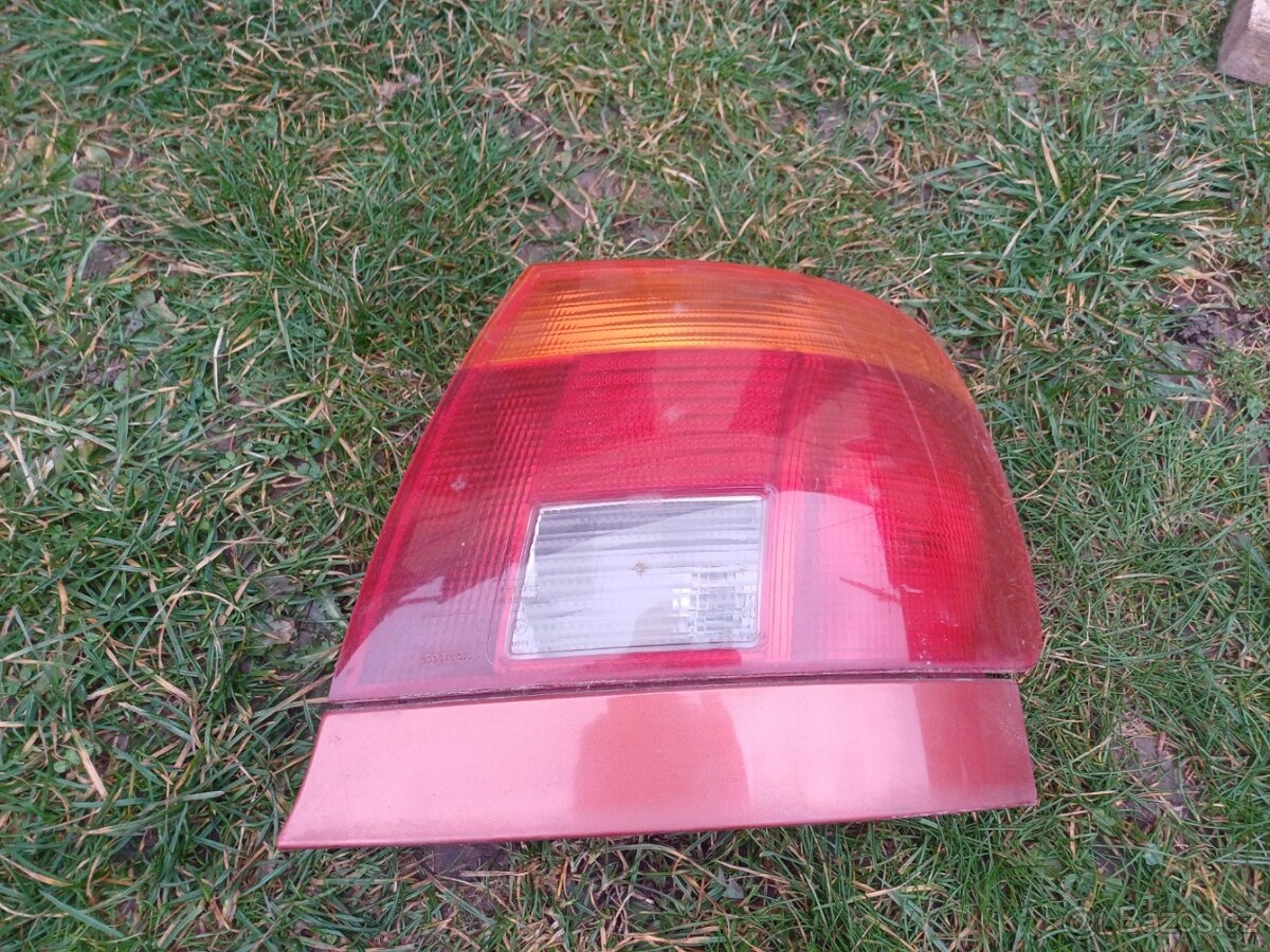PZ světlo Audi A4 B5