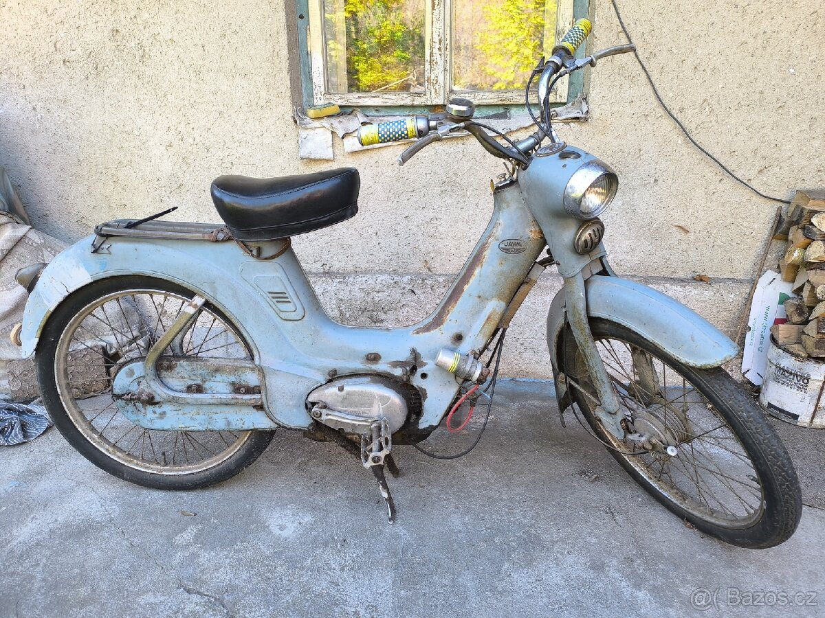 Jawa moped