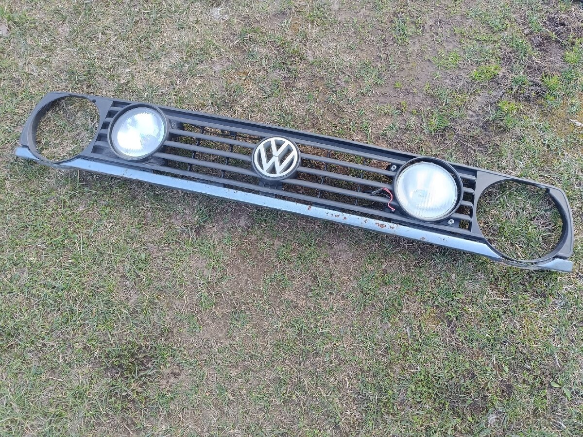VW Golf 2 mk2 - přední maska