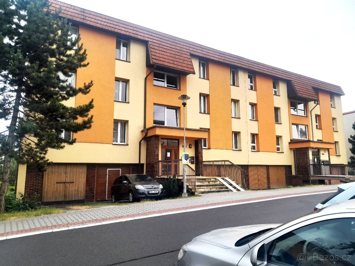 Pronájem bytu 1+kk, 29 m2, ul- Hasičská, Balkon