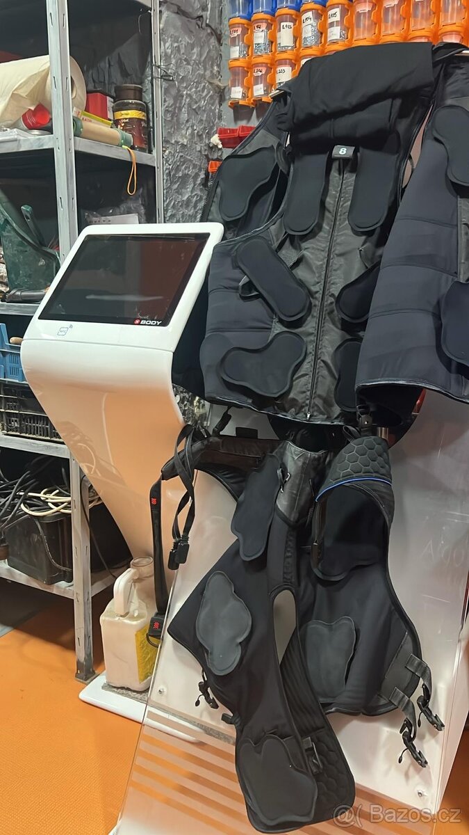 Xbody EMS Sada (Actiware + 7 obleků verze 3.0)