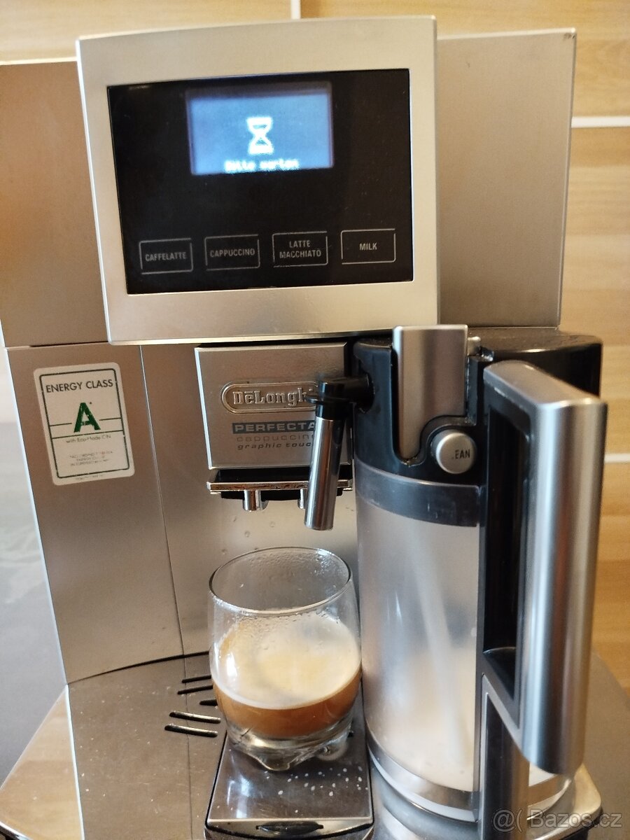 Espresso kávovar DeLonghi PERFECTA Cappuccino