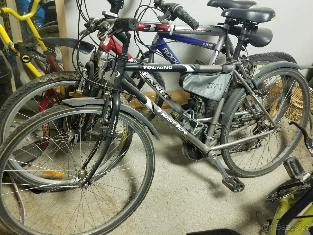 Trekové kolo Twist Fox