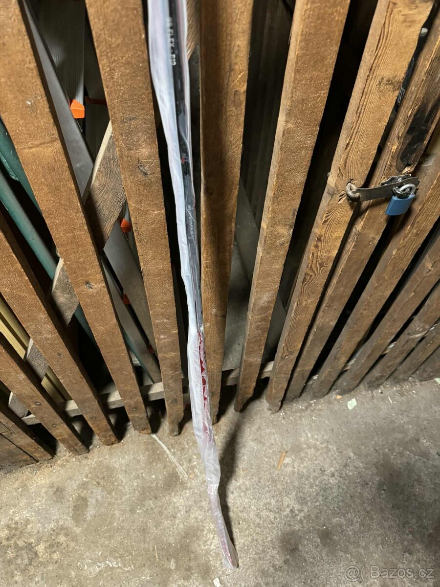 2x hokejka CCM RBZ Superfast (pravá, P19)