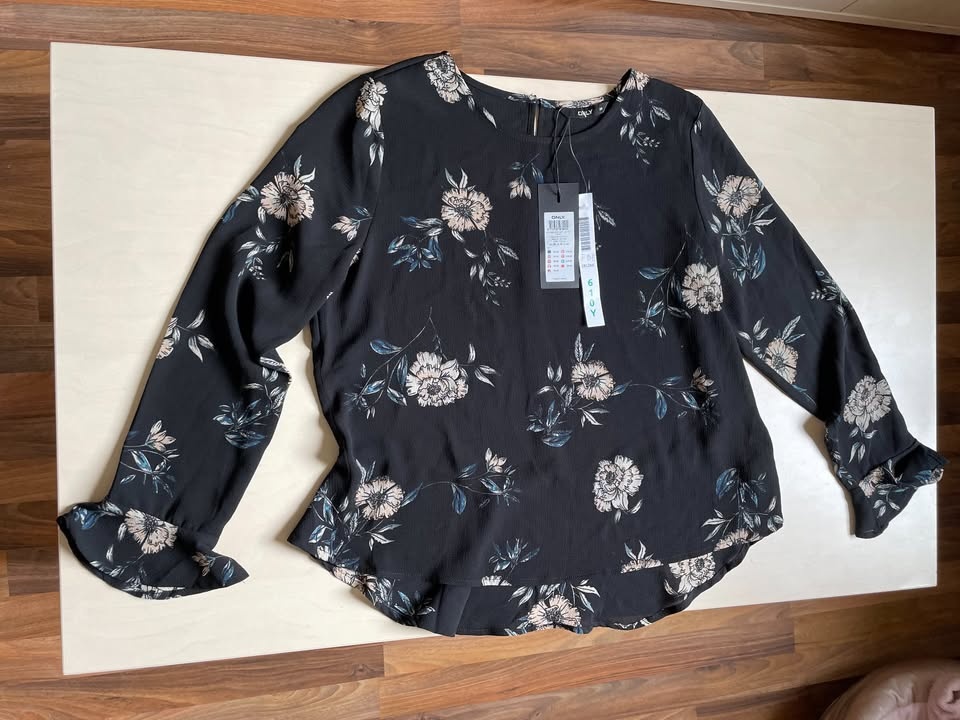 Nová halenka PC cca 650, vel M, Only