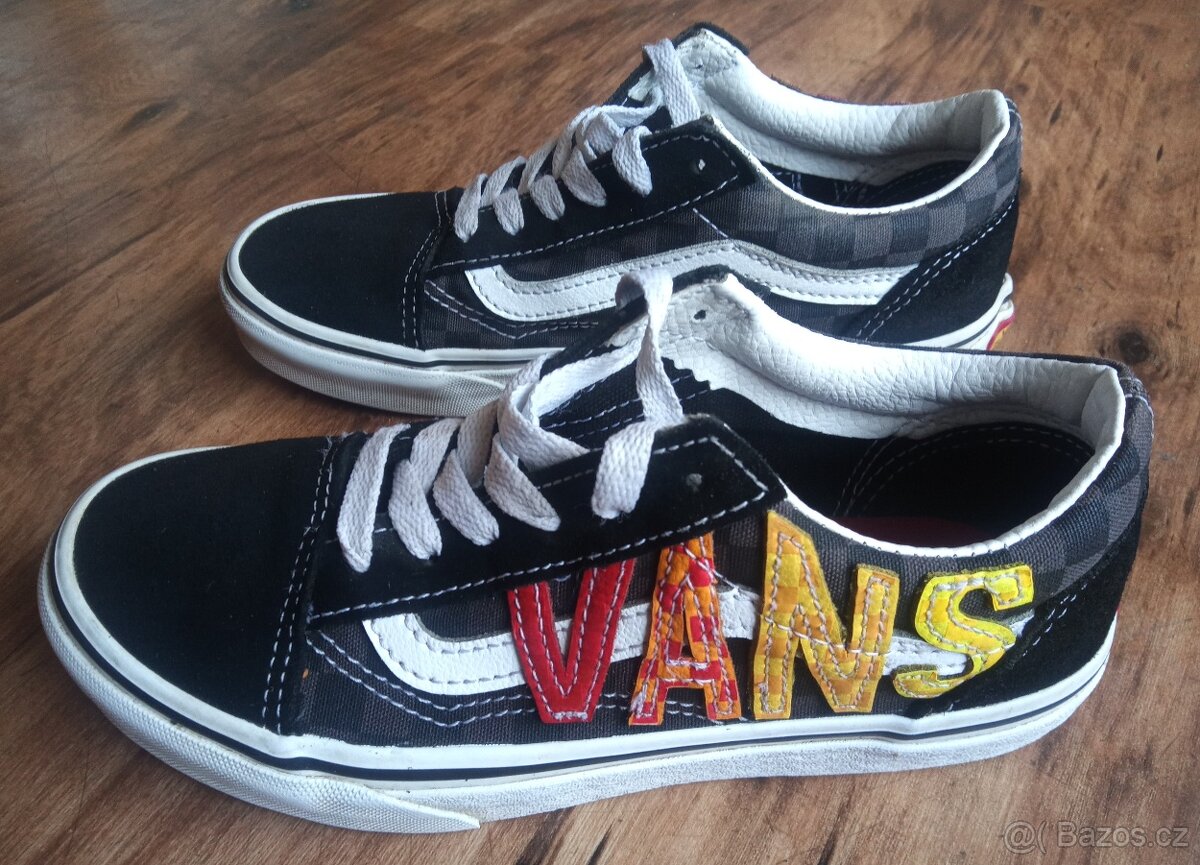 PRODÁM STYLOVÉ DĚTSKÉ TENISKY VANS - limitovaná edice