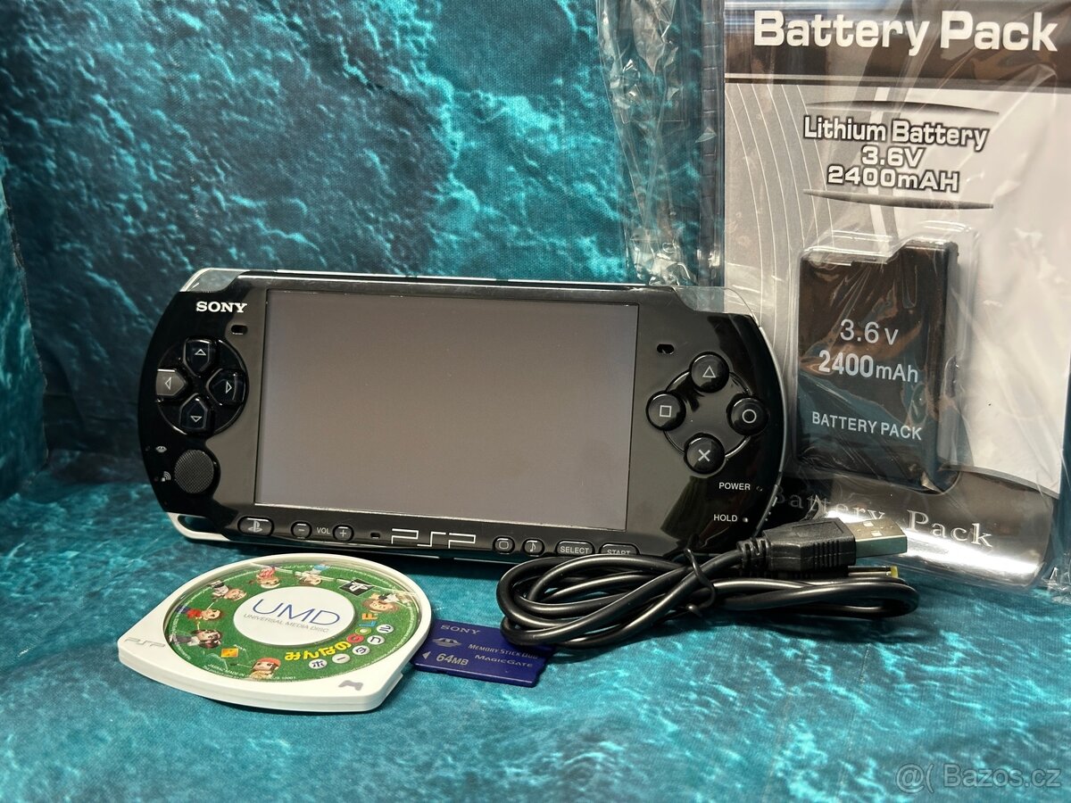 PSP 3000 piano black