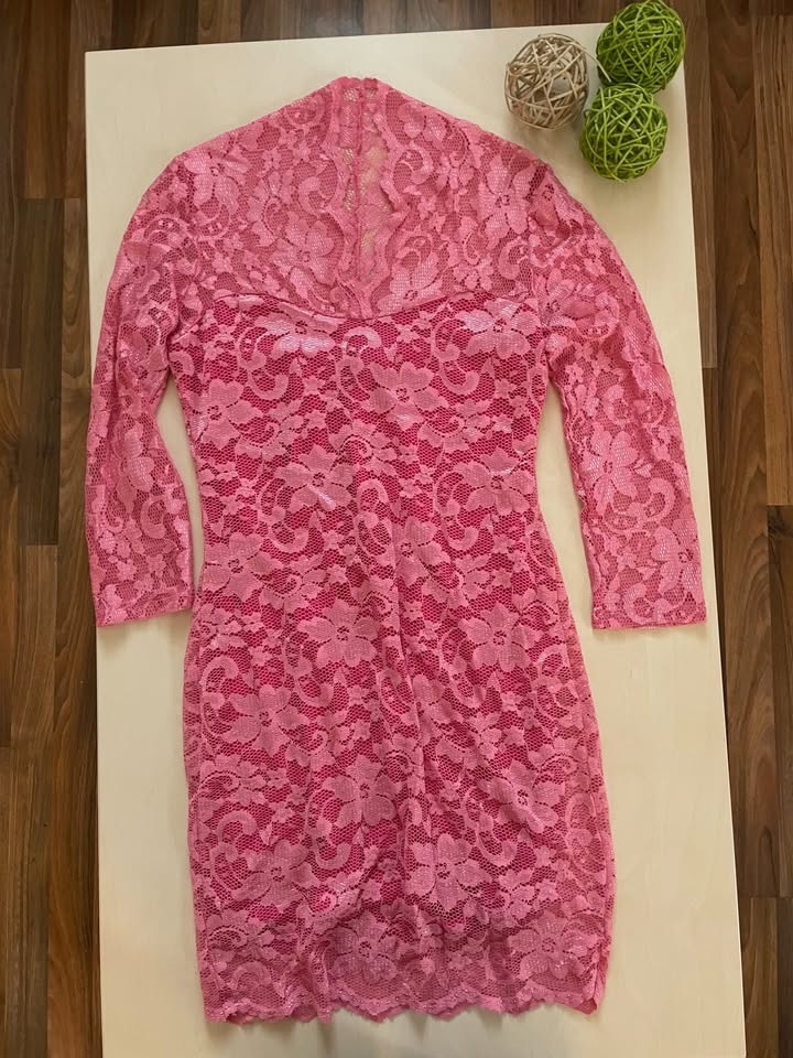 Nové krajka šaty vel S/M,Riversilt