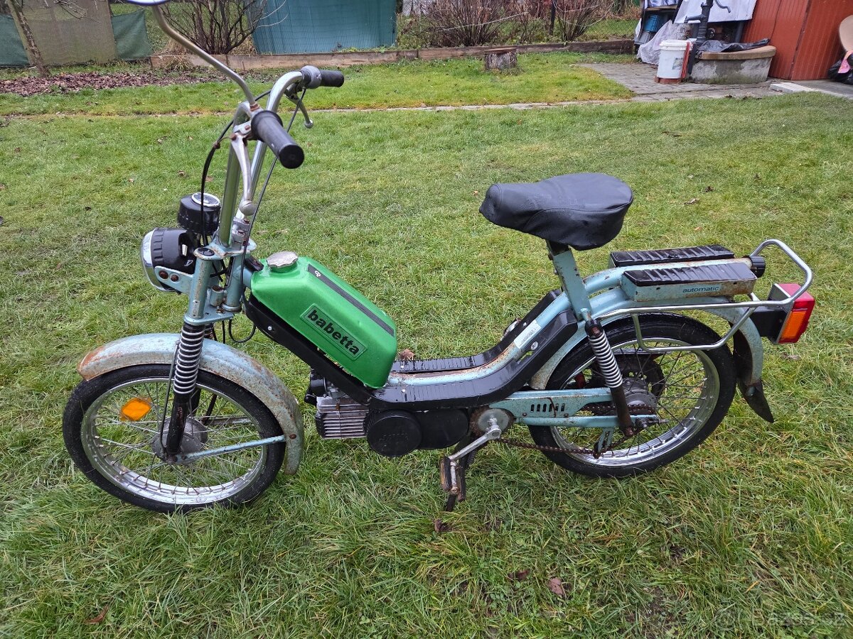 JAWA Babetta 210 s kartičkou, nový model zelená 8.
