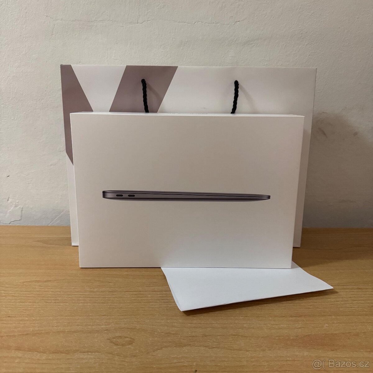 MacBook Air 2020 ZÁRUKA