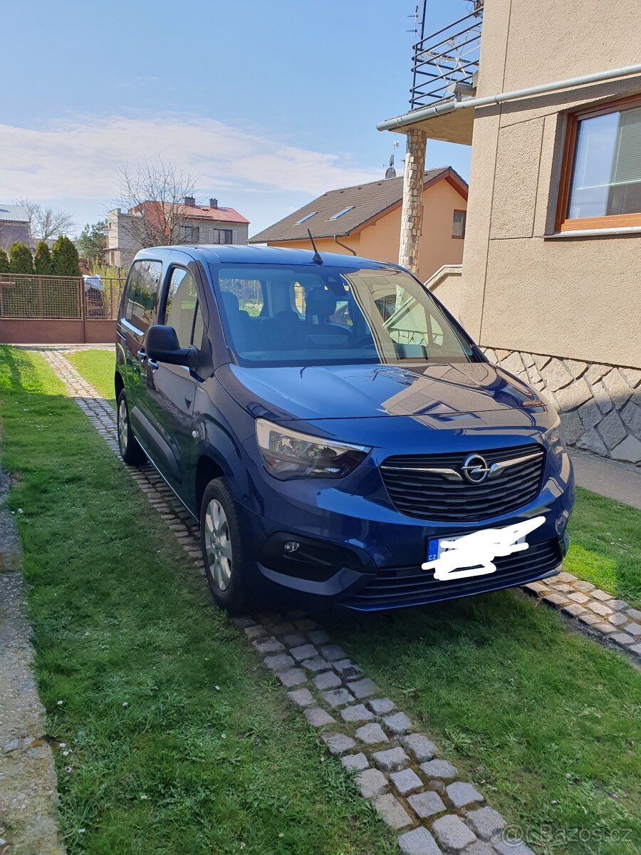 Opel Combo 1.5CDTI 8stupňový automat.