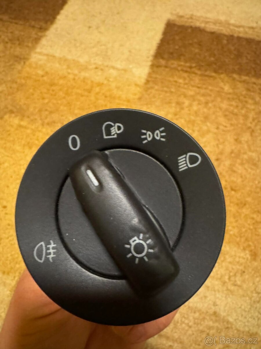 Přepínač světel Passat B6 -1K0 941 431