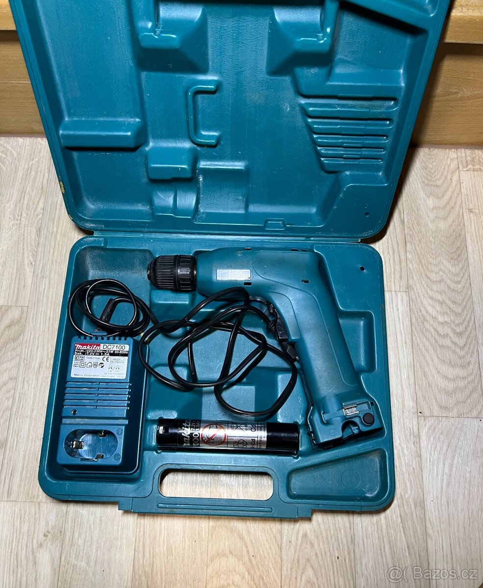 Aku šroubovák/vrtačka Makita