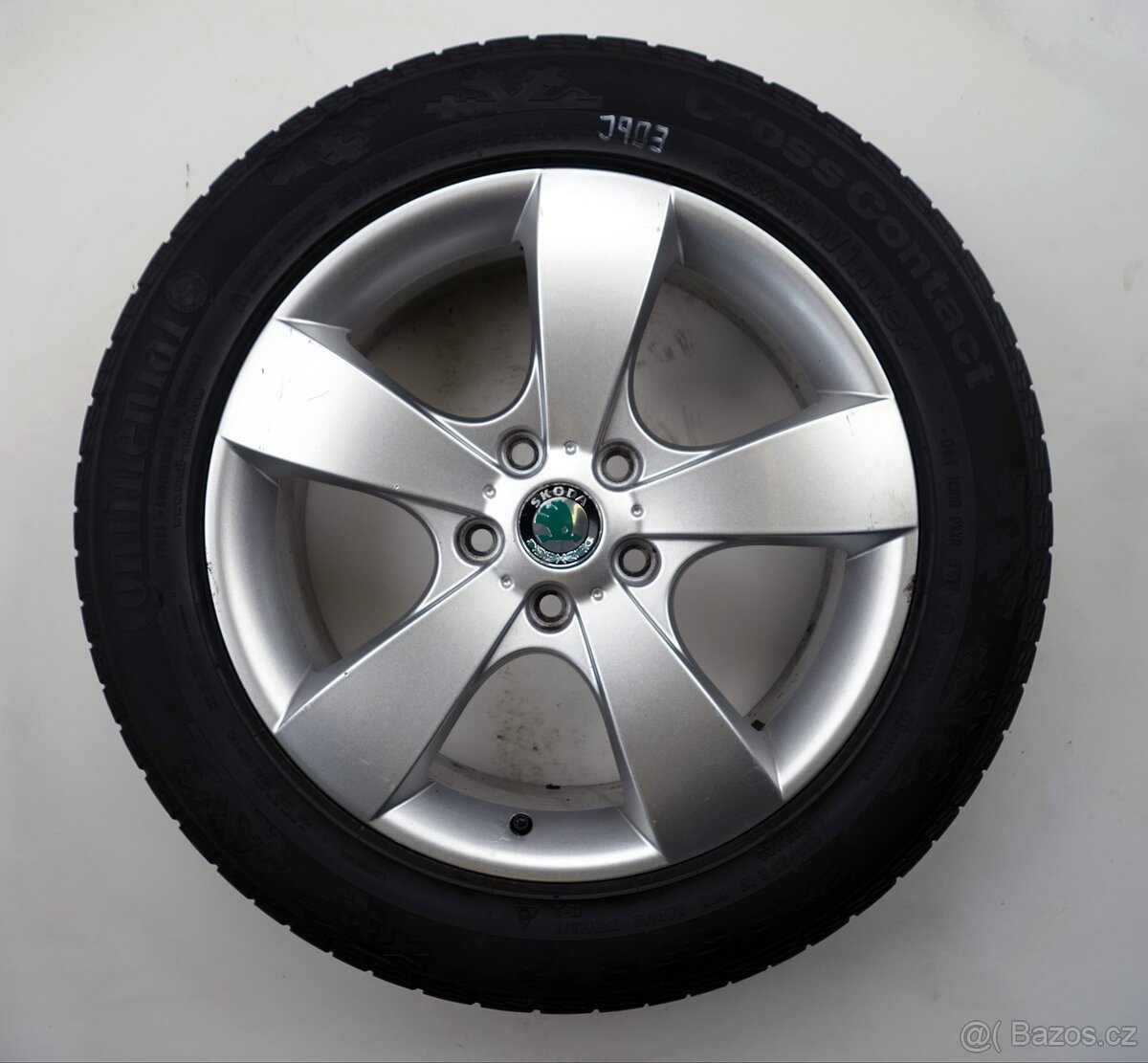 Škoda Octavia - Originání 17" alu kola - Letní pneu