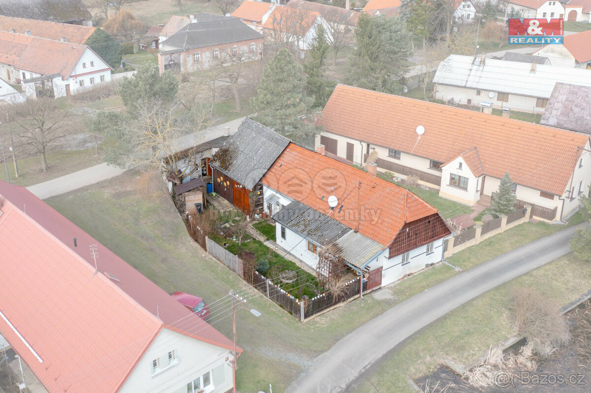 Prodej rodinného domu 3+1, 345m2 v Lipnice - Spáleném Poříčí