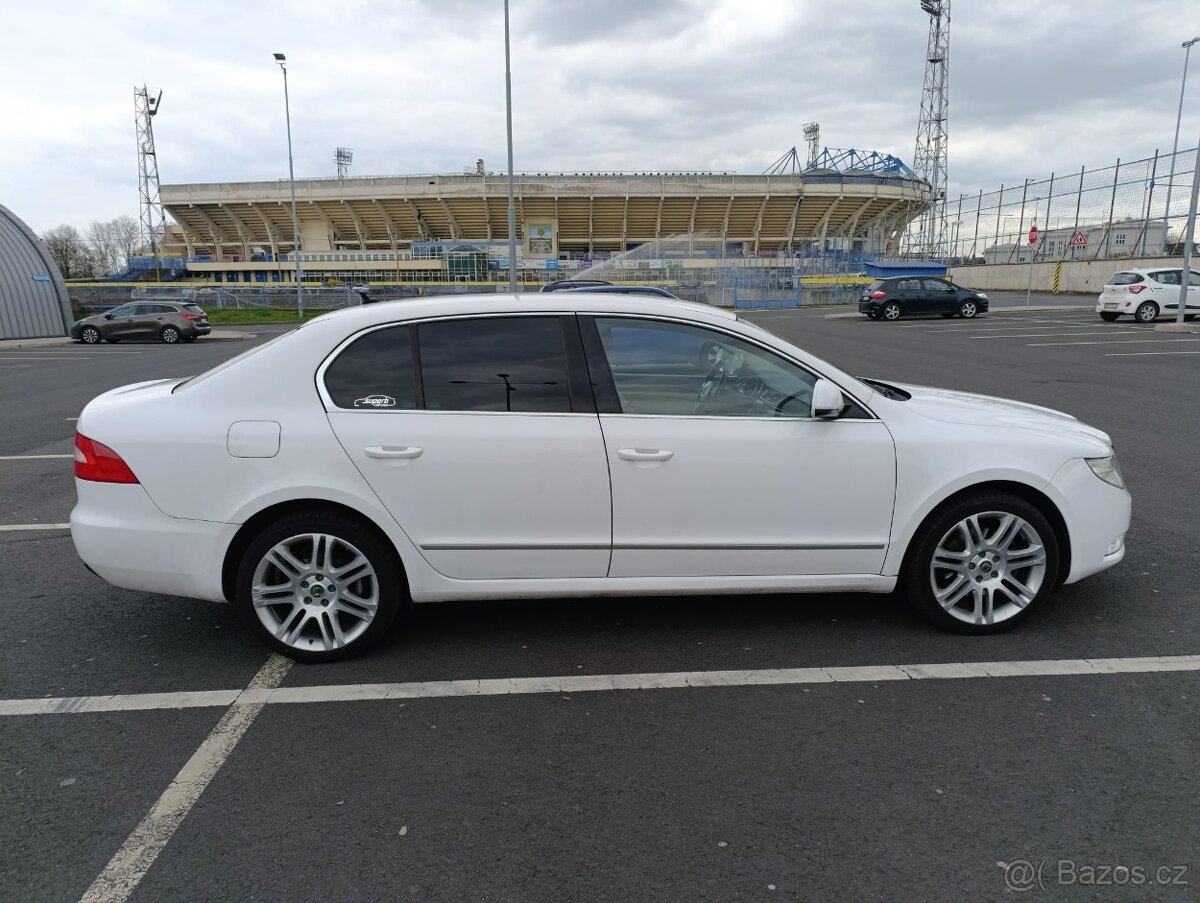 Škoda Superb 2