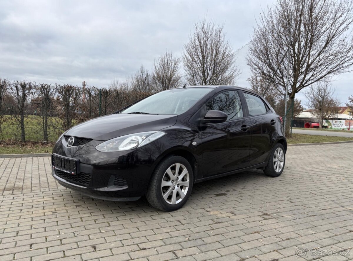 Mazda 2 1.3 55 kW, 124tkm, benzín, klimatizace