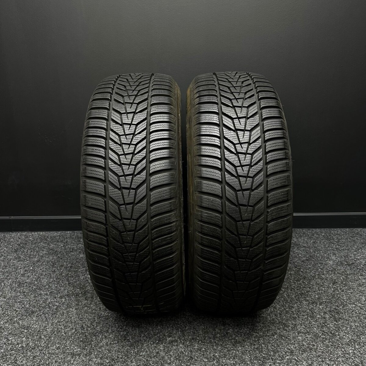 2ks pneu Hankook 235/60/17 106H
