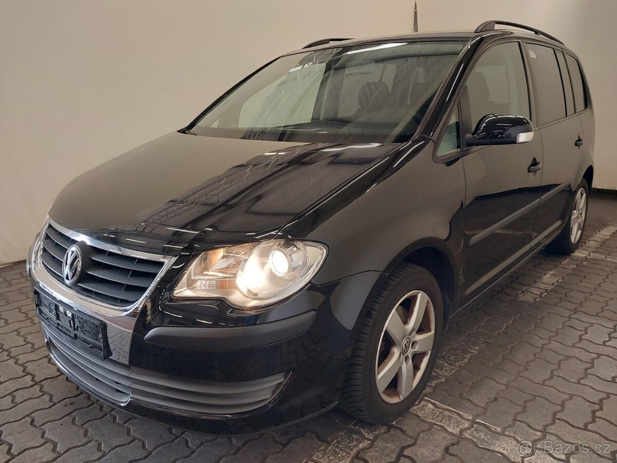 Volkswagem Touran II 1.6 Mpi 75 KW 7-MÍST 3/2007 BEZ KOROZE
