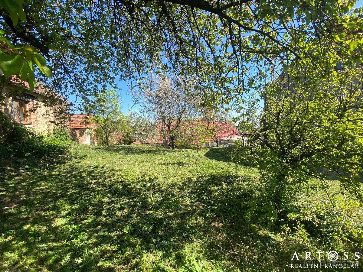 Prodej pozemku pro bydlení, CP 588 m2 - Bohutice, okres Znoj