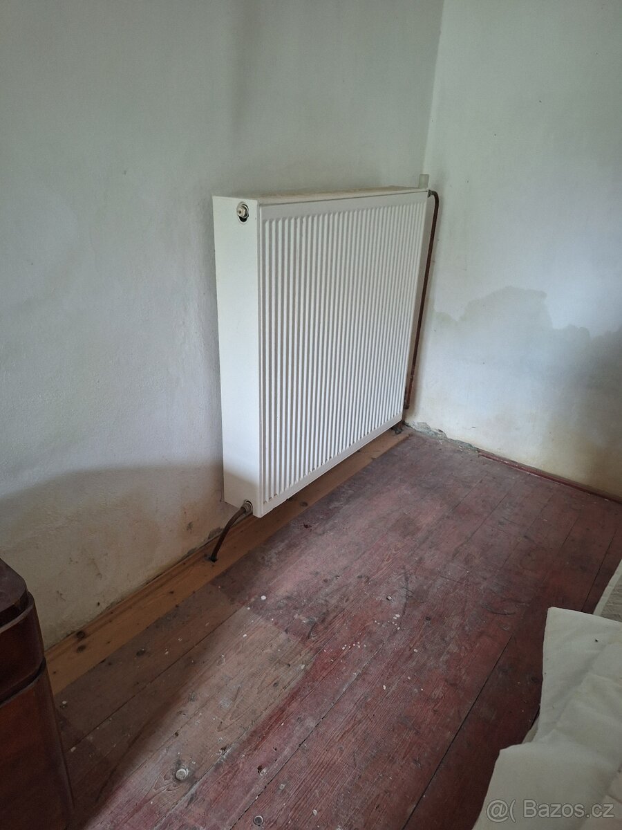 Deskove radiatory a zebrik