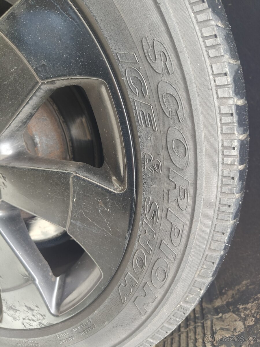 235/55/18 pneu