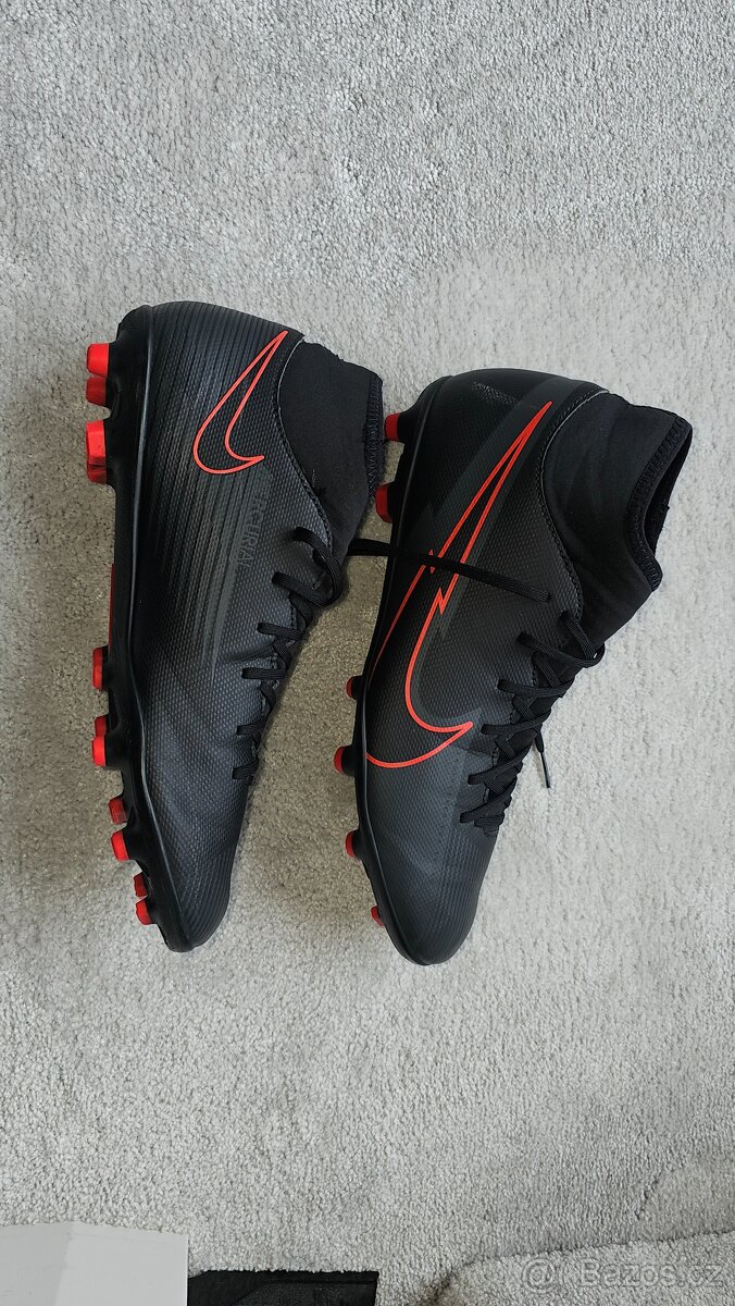 Nike Mercurial kopačky vel 42.5