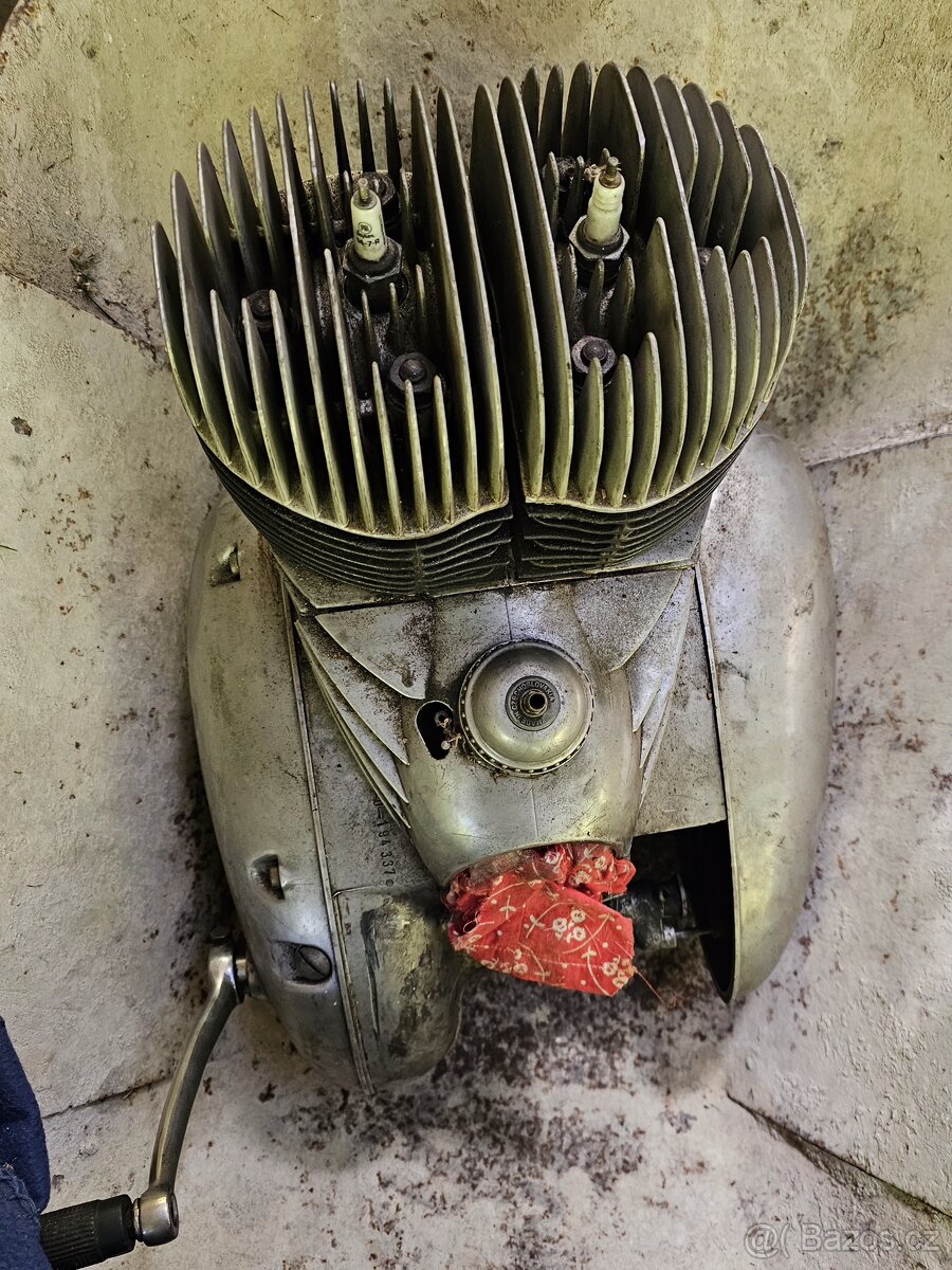 Motor Jawa Panelka 350-360