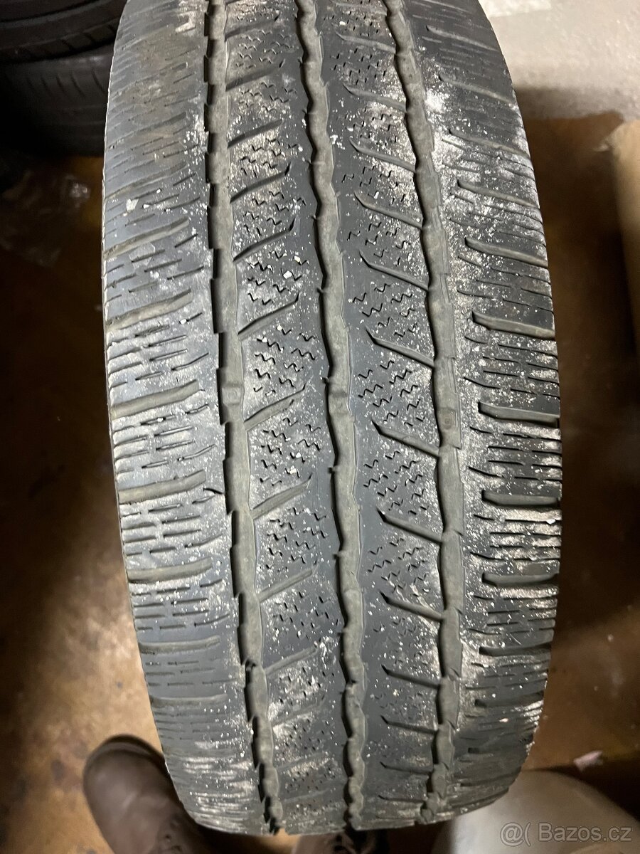 Continental Vancontactwinter 235/65 R 16 C
