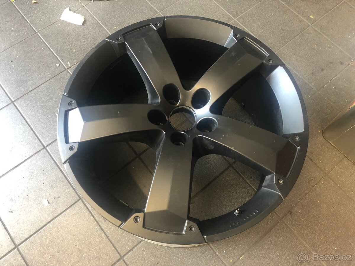 Nabízíme sadu použitých ALU disků Touareg a BMW X5-X6