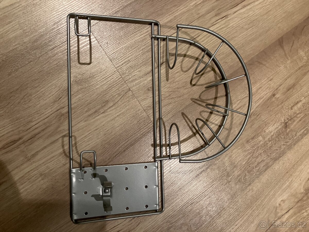 Držák na hadici Ikea