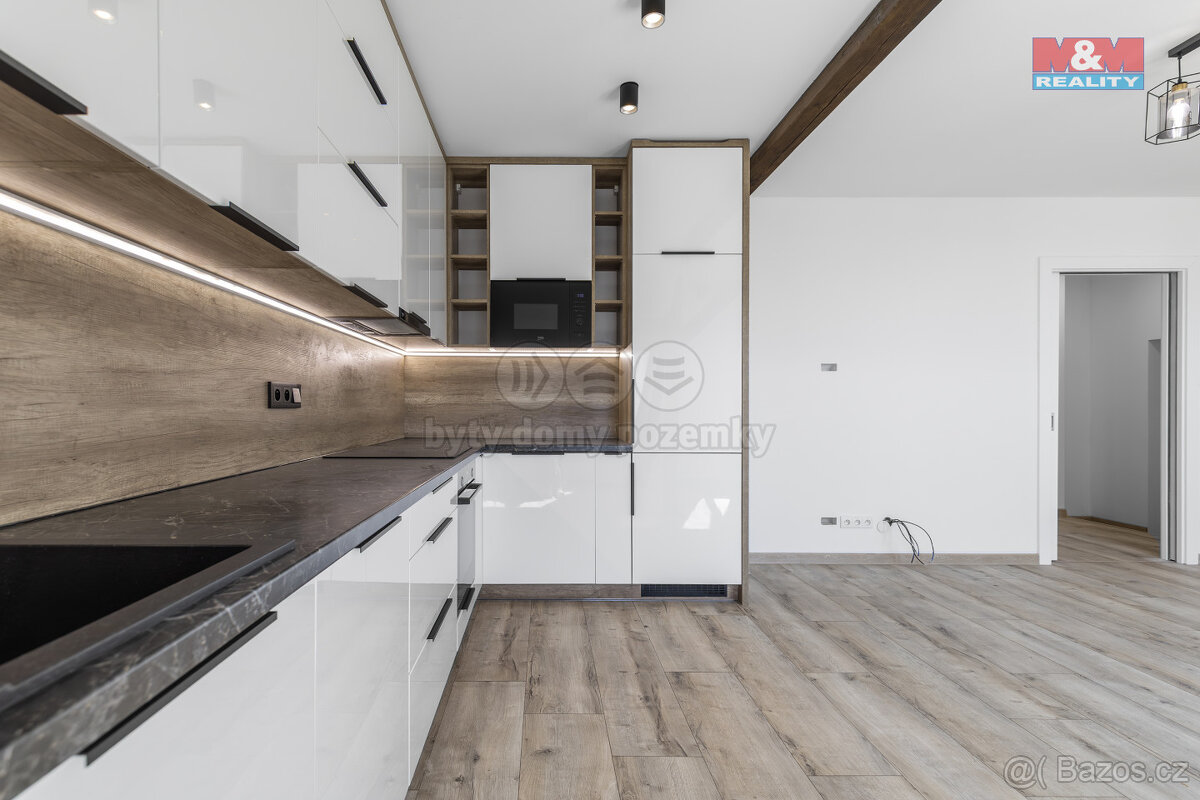 Prodej bytu 3+kk, 75 m², Ostrava, ul. Československé armády