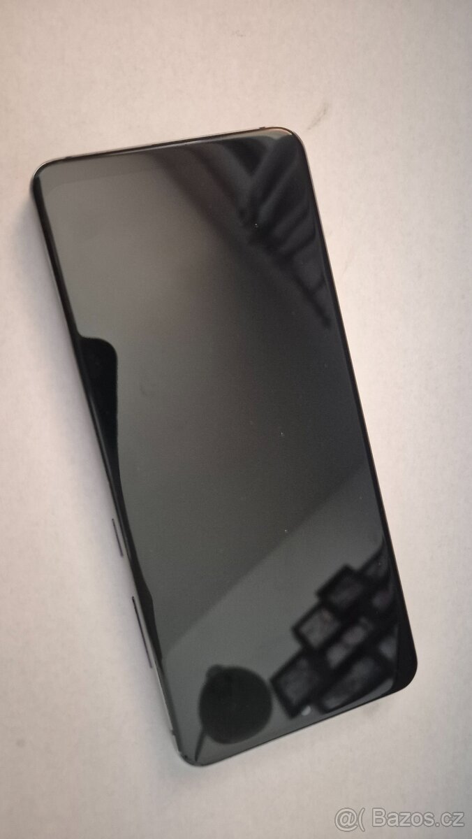 Samsung Galaxy S20 displej s rámem