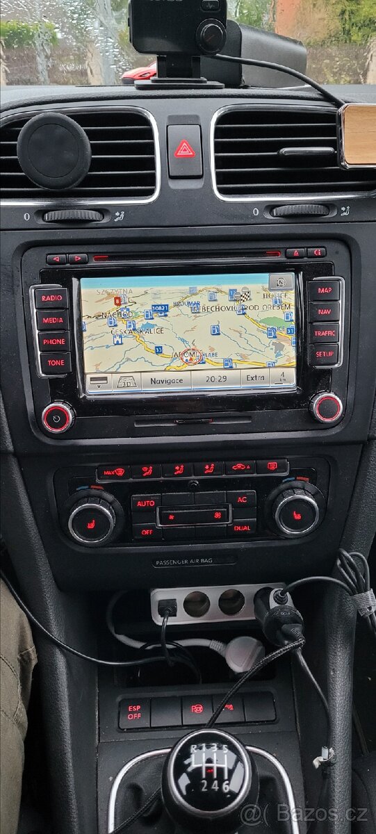 Prodám auto radio orginal volkswagen