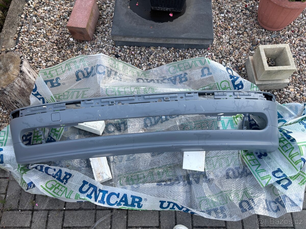 BMW e39 přední nárazník nový
