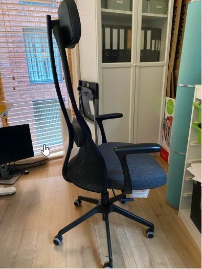 Kancelářská židle Ikea JÄRVFJÄLLET (PC 4990,-)