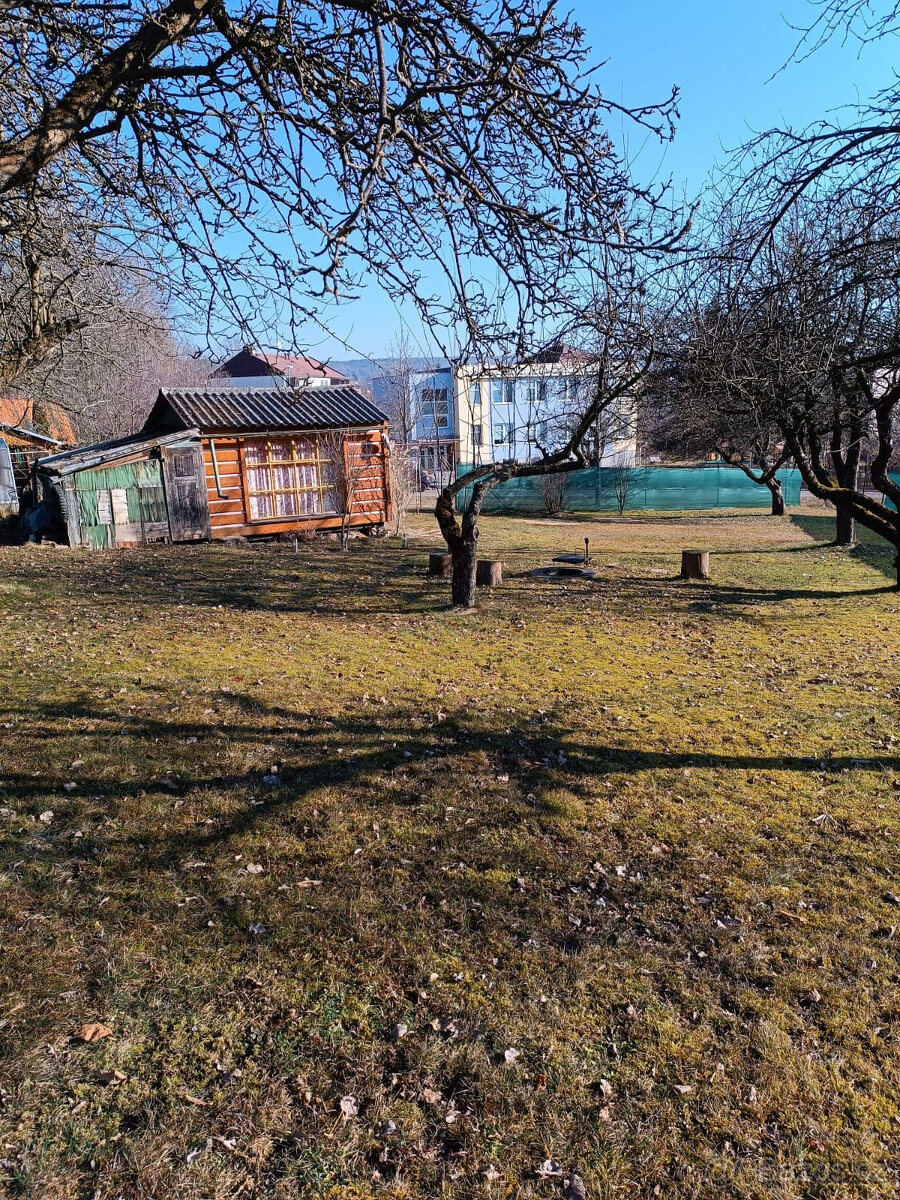 Pronájem zahrady s chatičkou