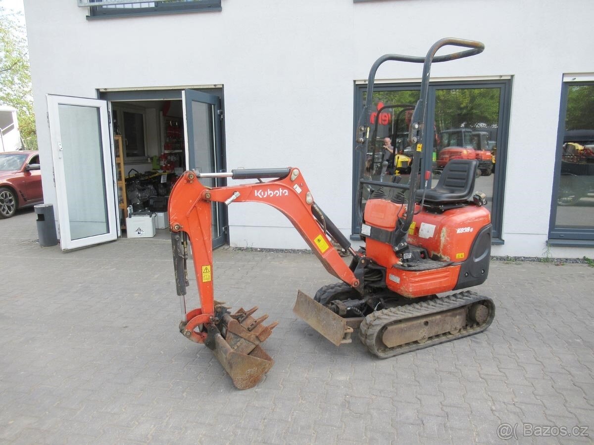 Prodám minibagr Kubota K008