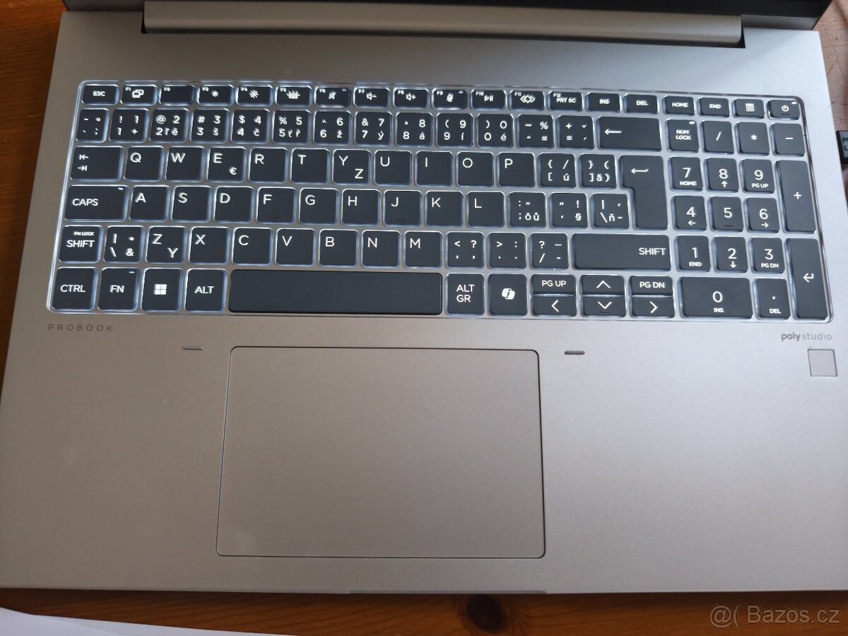 HP nový