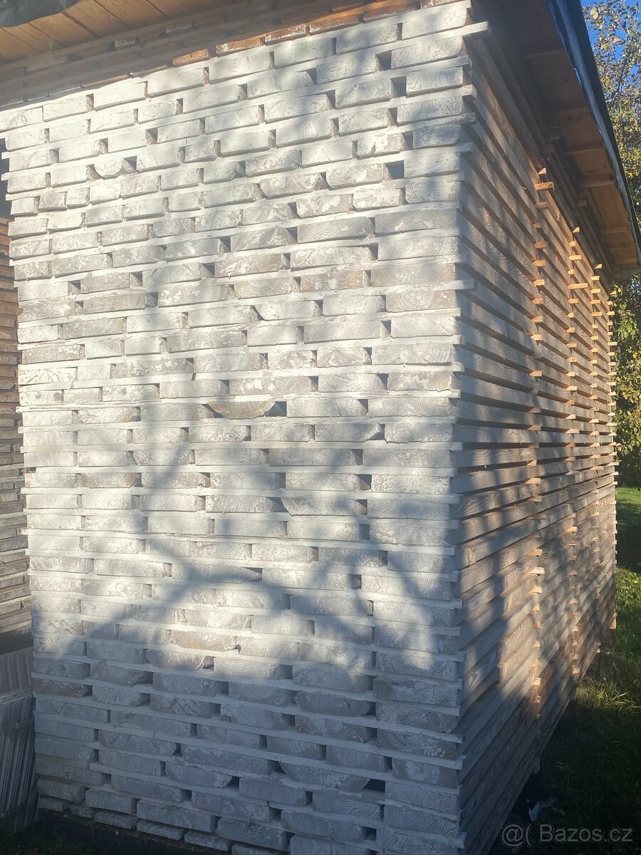 Smrkové a borové řezivo (fošny, prkna, trámy)